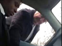 Une coiffeuse séduisante se fait baiser video de sexe en ligne par son client